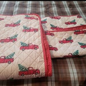 Red Truck Christmas Quilt Set Queen W/2 Cases